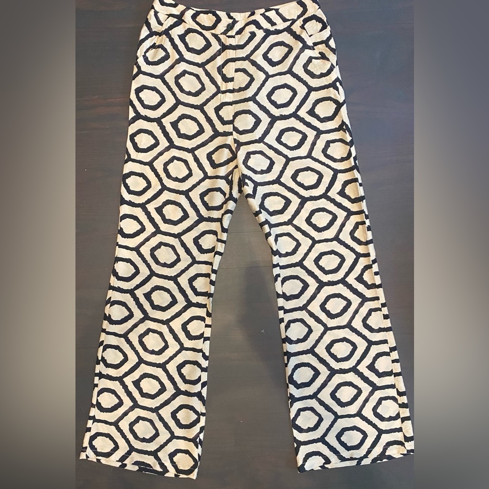 Sincerely Jules Geometric Print Loose Pants - Sz Large  - Black and cream